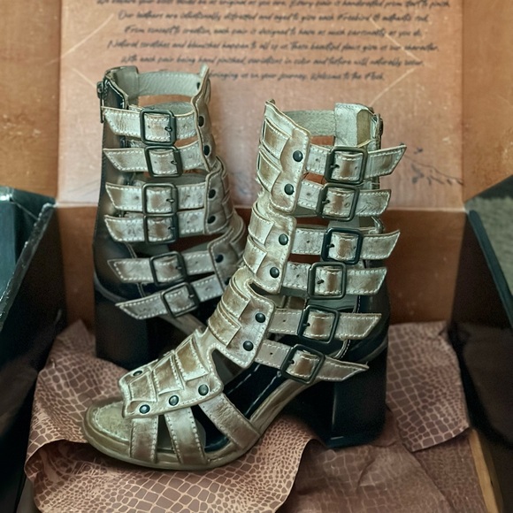 Zeus by Freebird size 6 Brand New - Picture 4 of 4